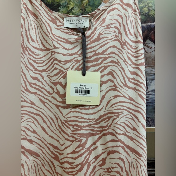 Silk midi dress - Picture 3 of 3